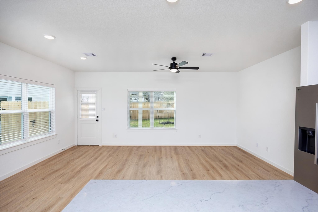 1947 Longmire Villas Court - Photo 16