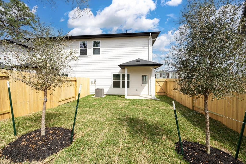 1947 Longmire Villas Court - Photo 30