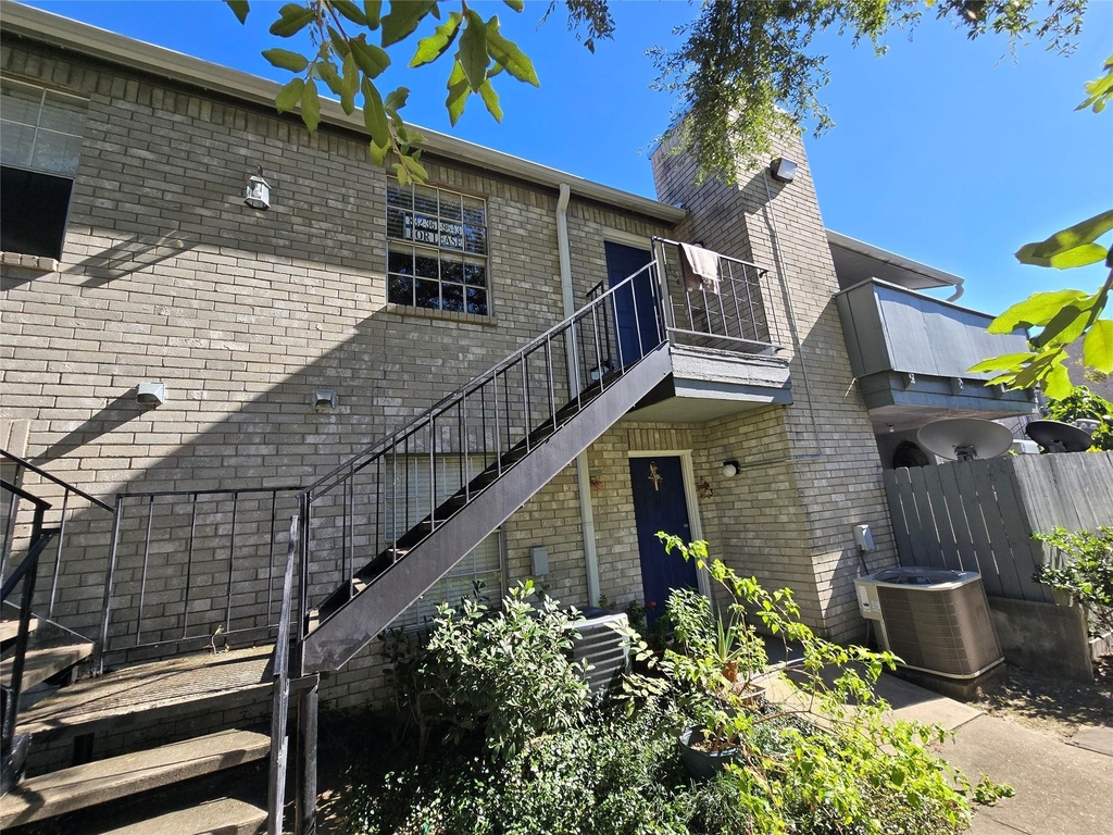 9797 Leawood Blvd - Photo 24