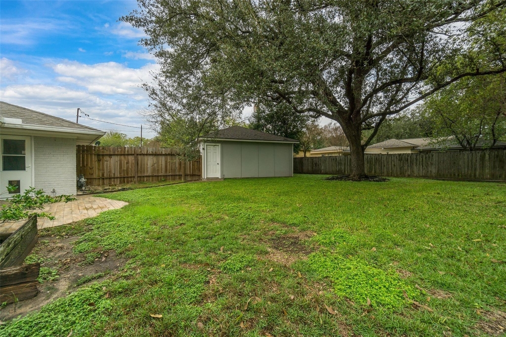 8326 Hazen Street - Photo 19