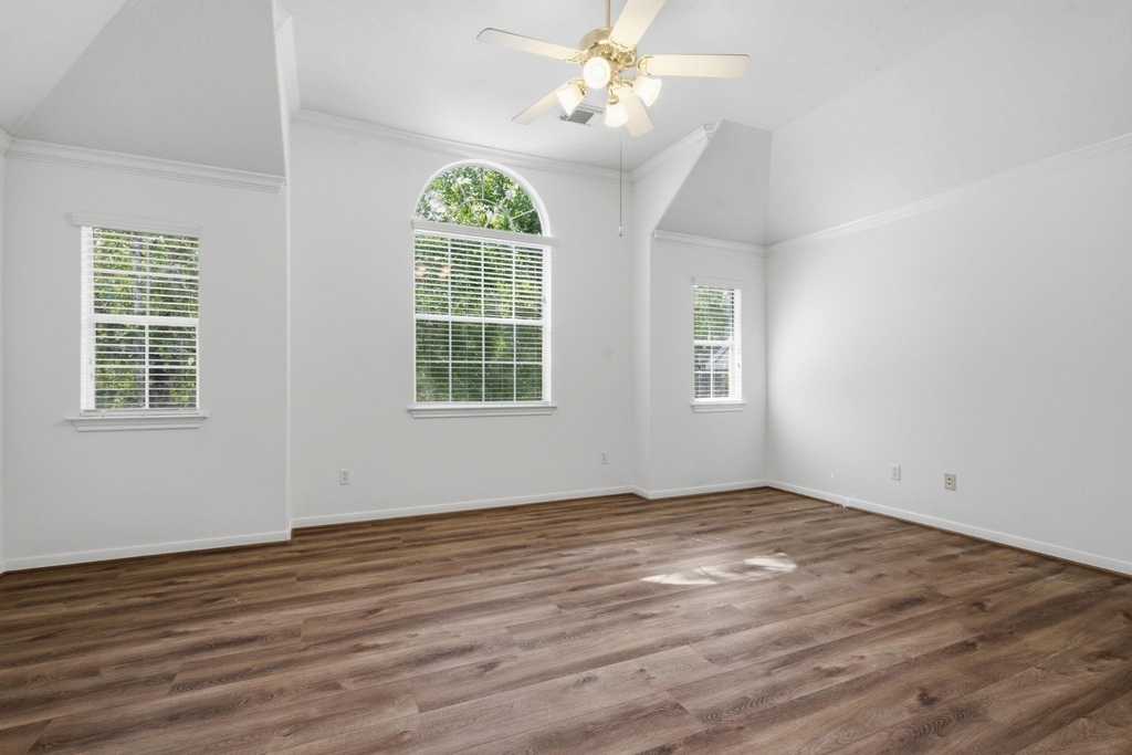 130 Ledgestone Place - Photo 14