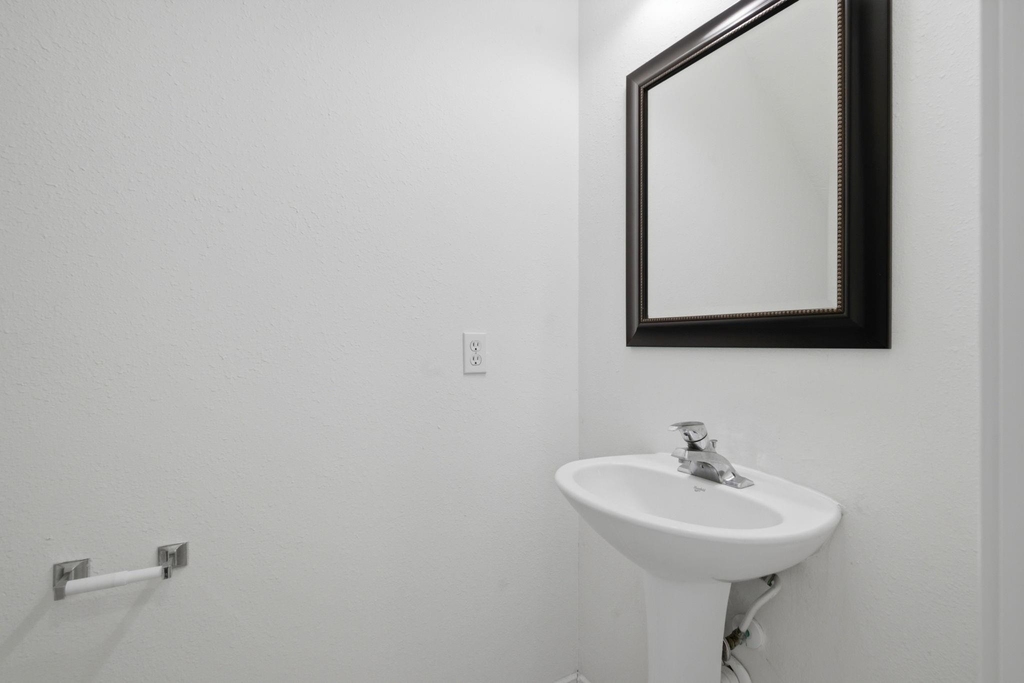 130 Ledgestone Place - Photo 22