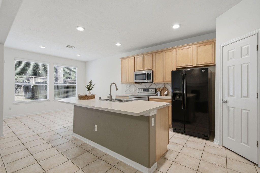 130 Ledgestone Place - Photo 7