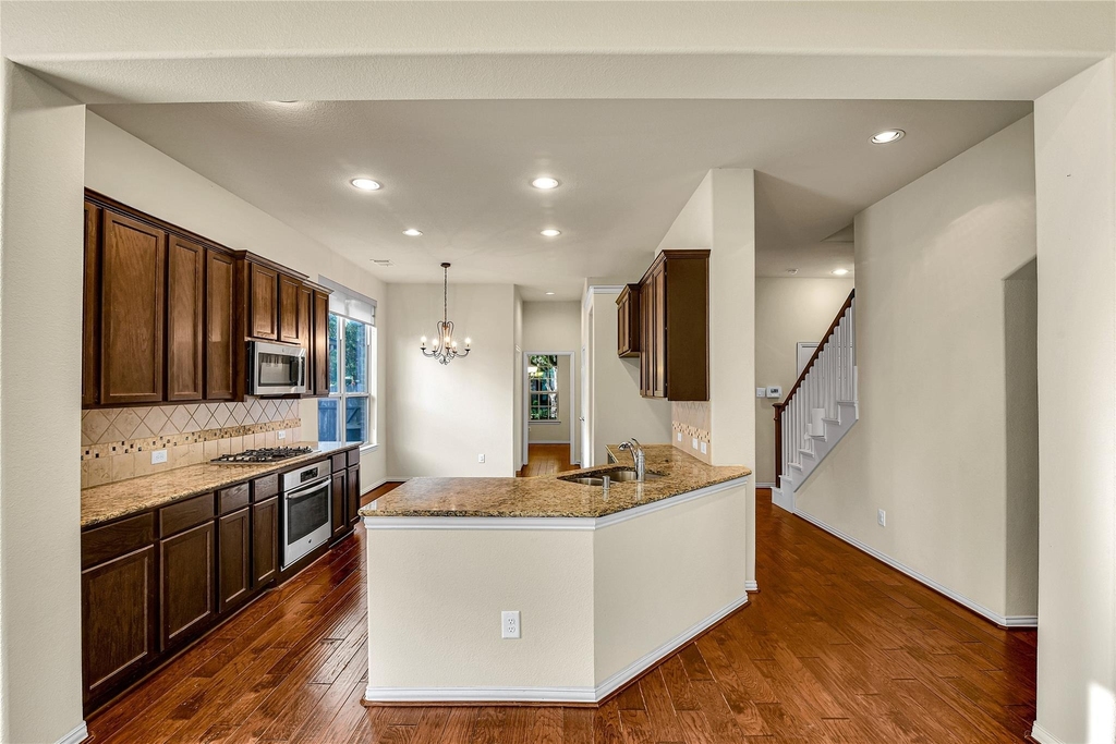 8163 Little Scarlet Street - Photo 7