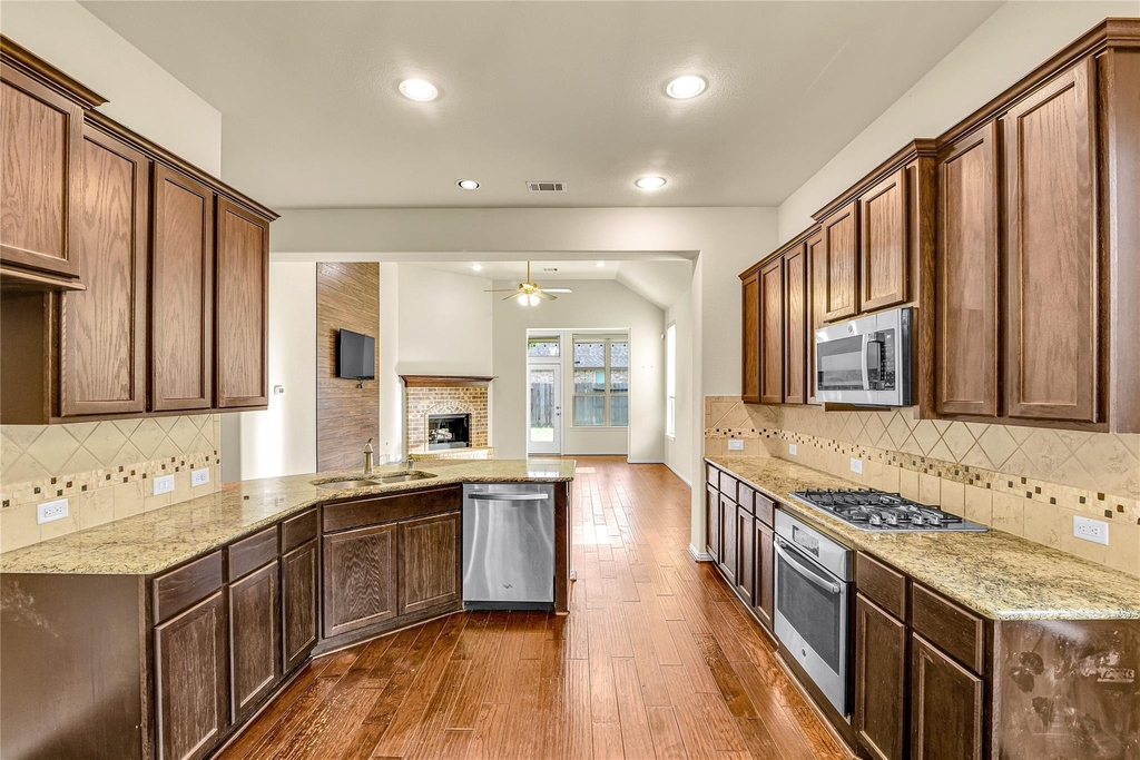 8163 Little Scarlet Street - Photo 5