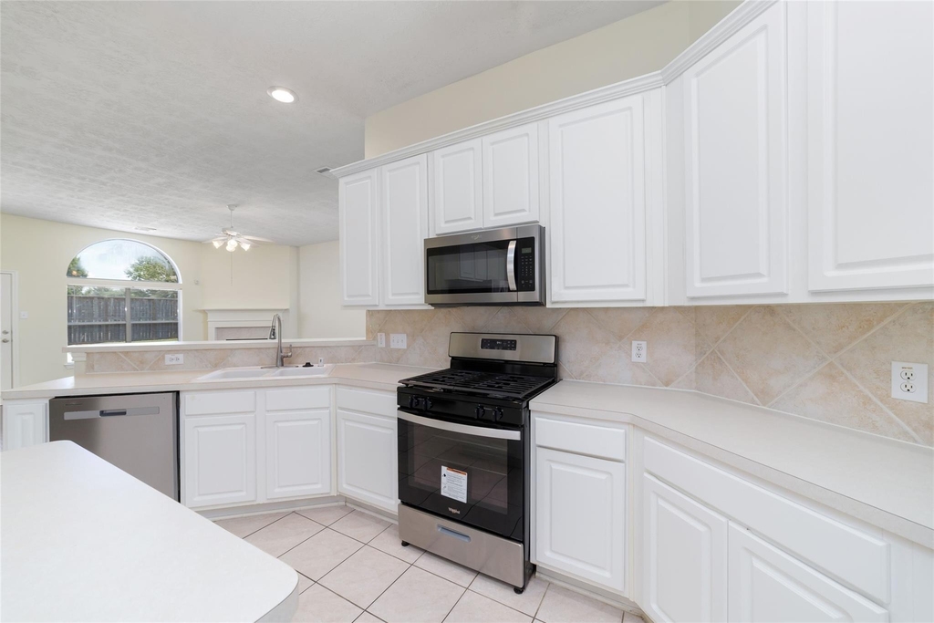 10603 White Bridge Lane - Photo 10