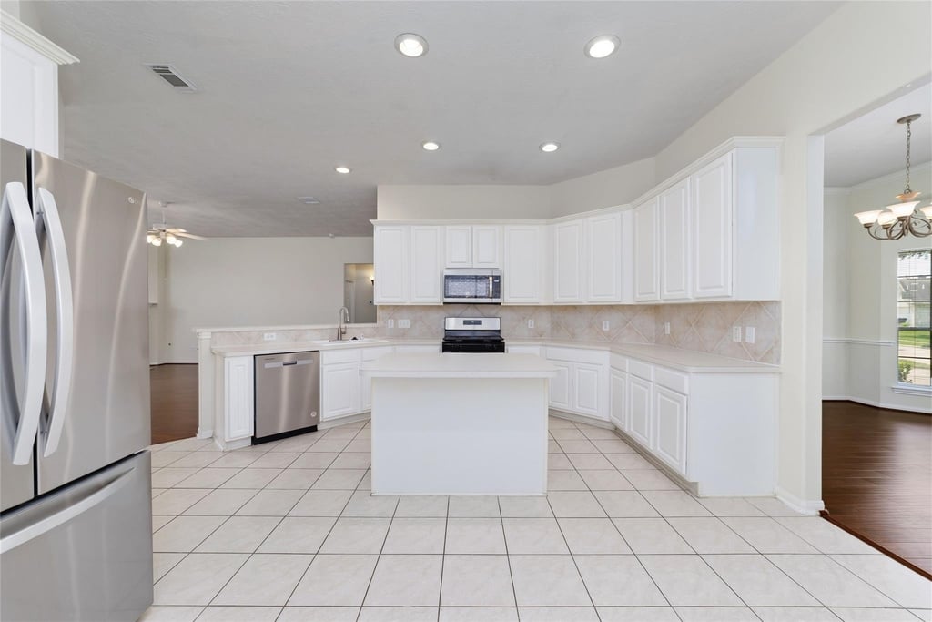 10603 White Bridge Lane - Photo 9