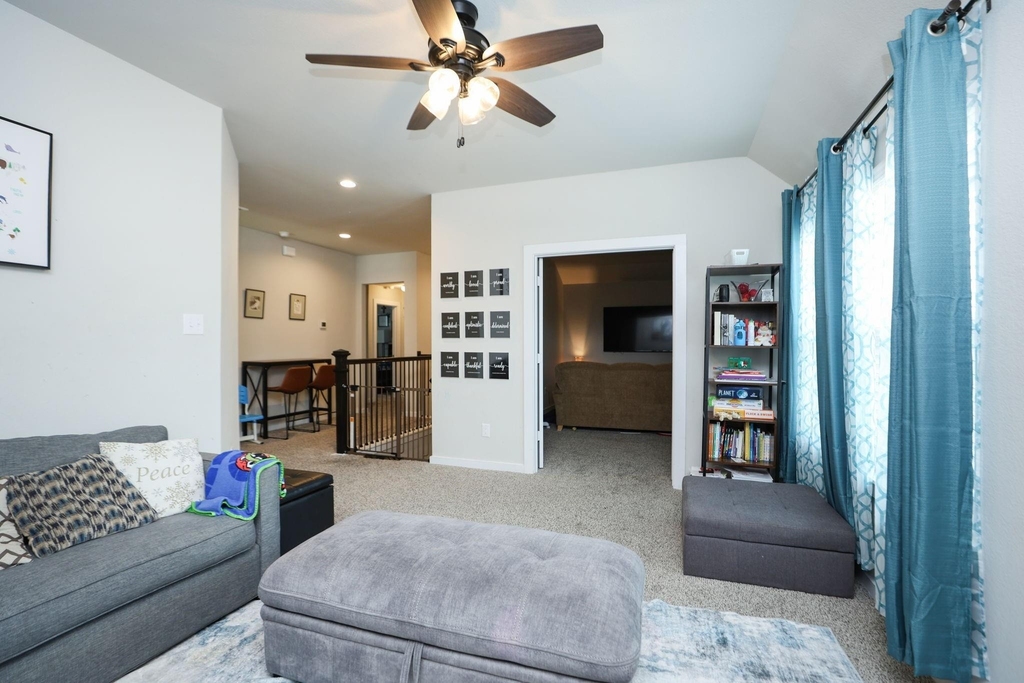 5511 Gothic Oak Drive - Photo 12