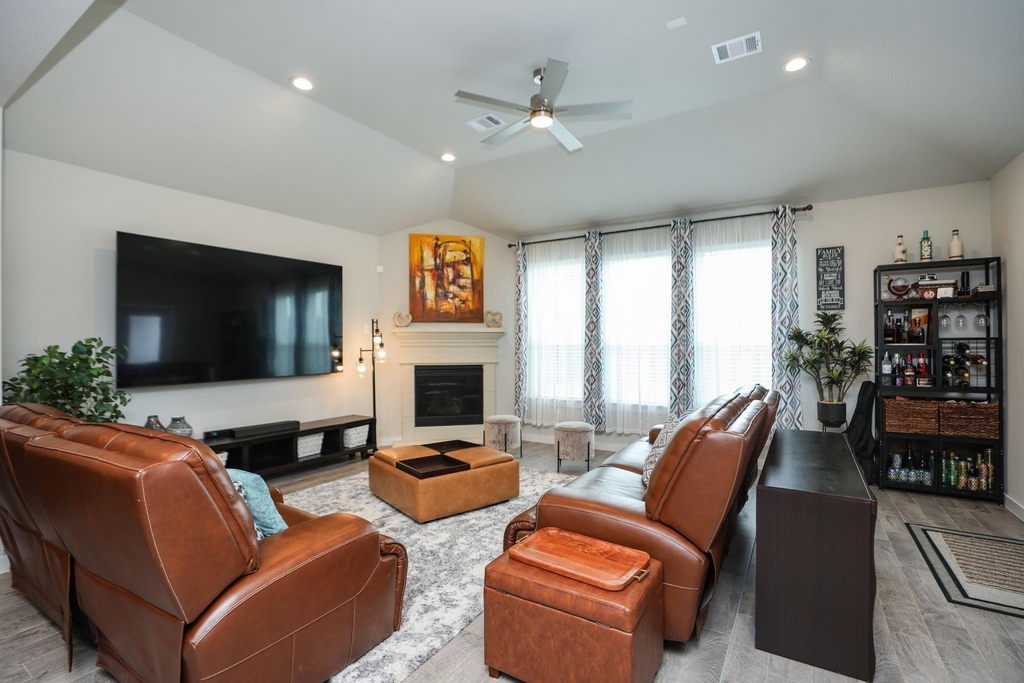 5511 Gothic Oak Drive - Photo 7