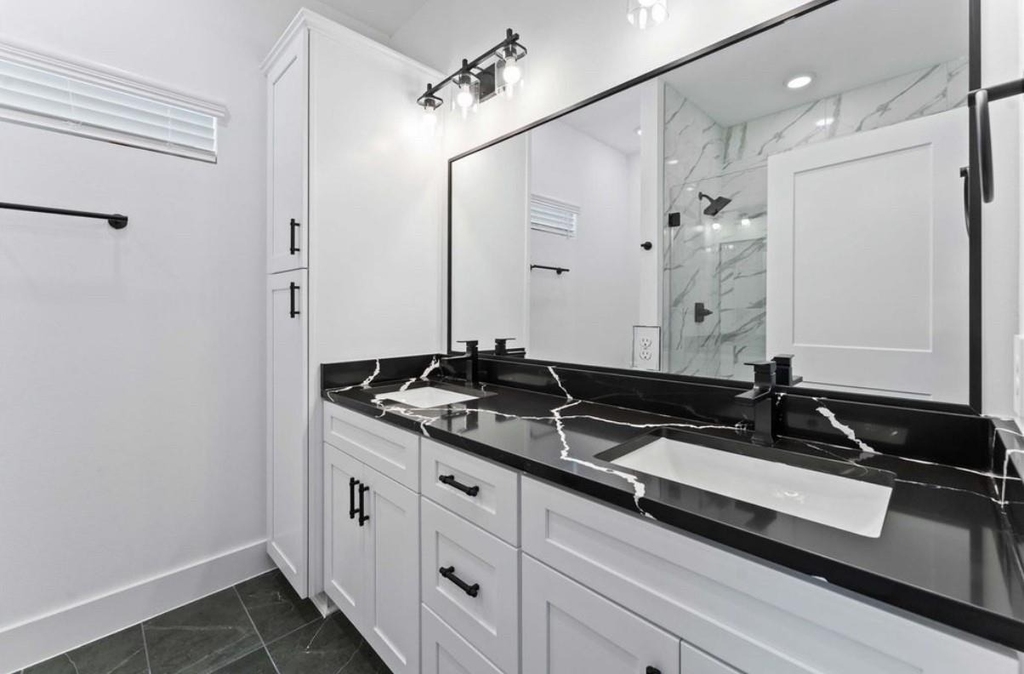 8023 Cora Street - Photo 16