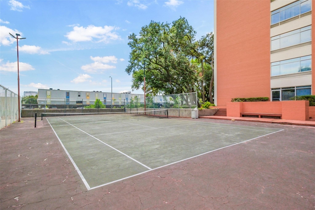 7520 Hornwood Drive - Photo 18