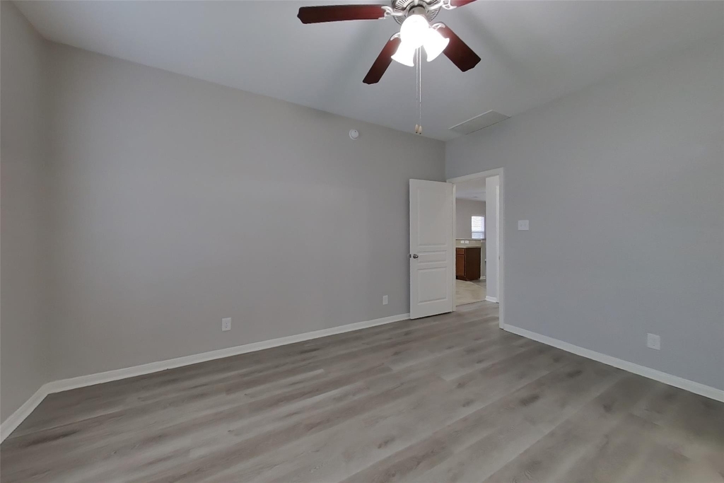 6103 Coleus Street - Photo 5