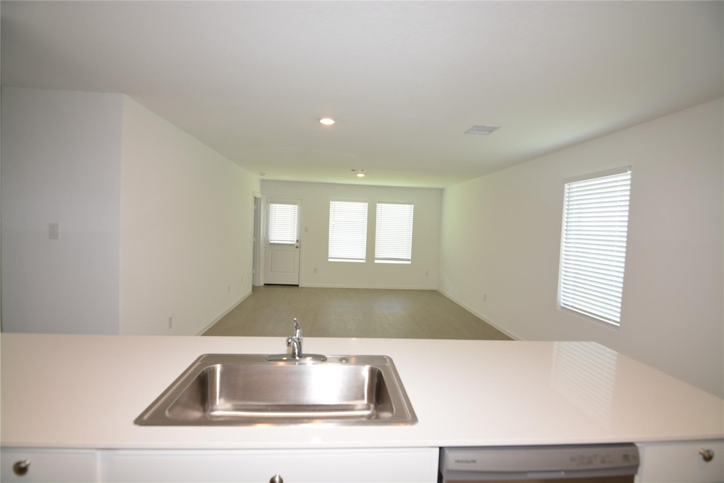26926 Dalmatian Bellflower Drive - Photo 4