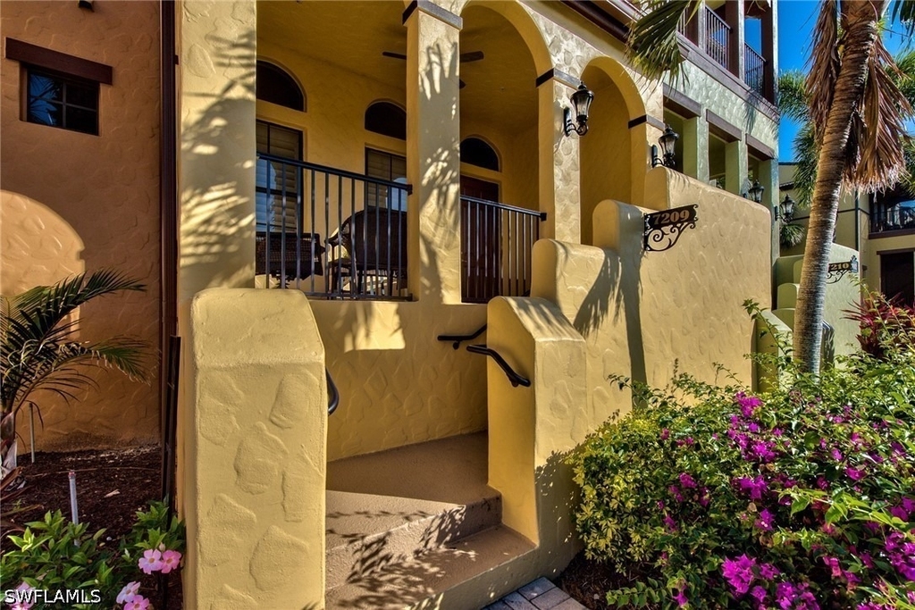 9102 Capistrano Street S - Photo 3