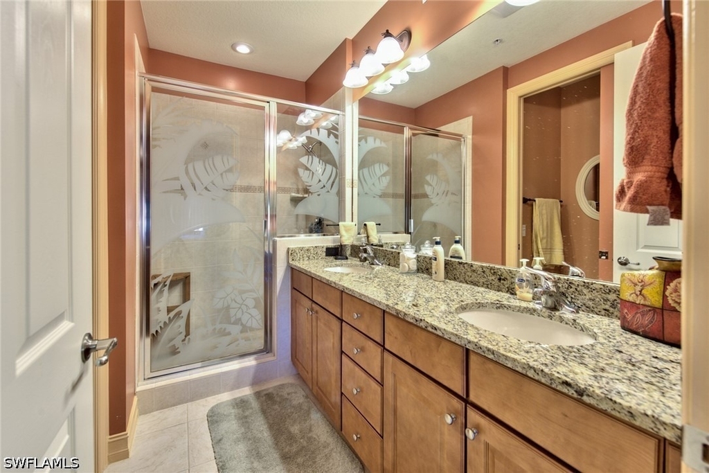 9102 Capistrano Street S - Photo 4