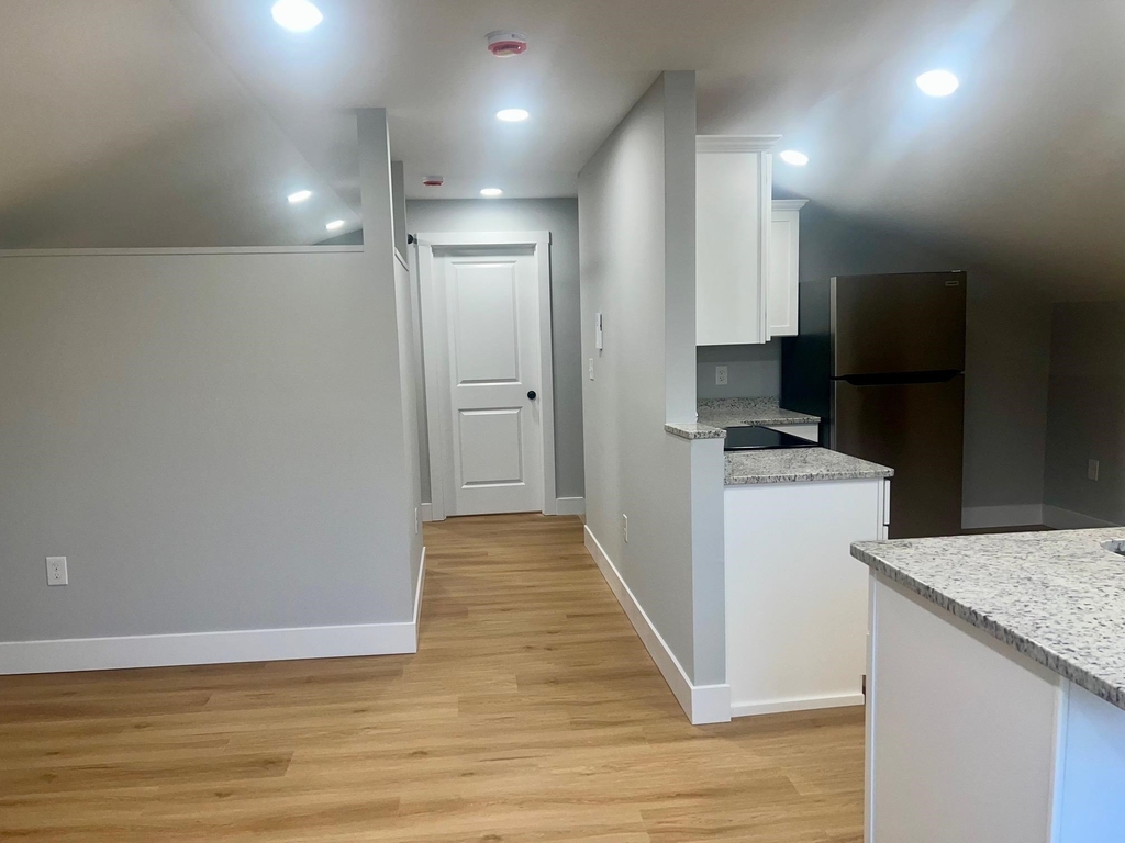 332 Daniel Webster - Photo 14