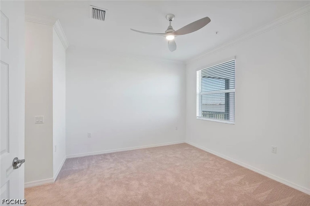 43040 Greenway Boulevard - Photo 8