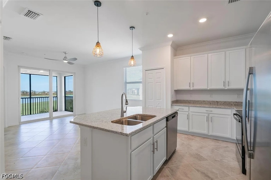 43040 Greenway Boulevard - Photo 7