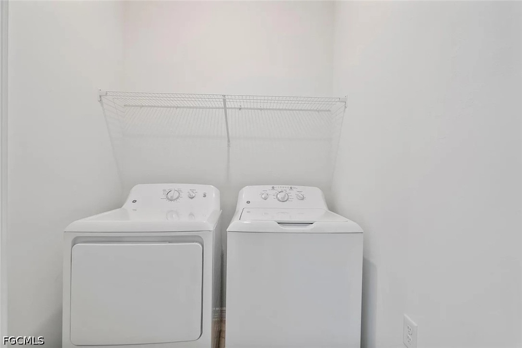 43040 Greenway Boulevard - Photo 10
