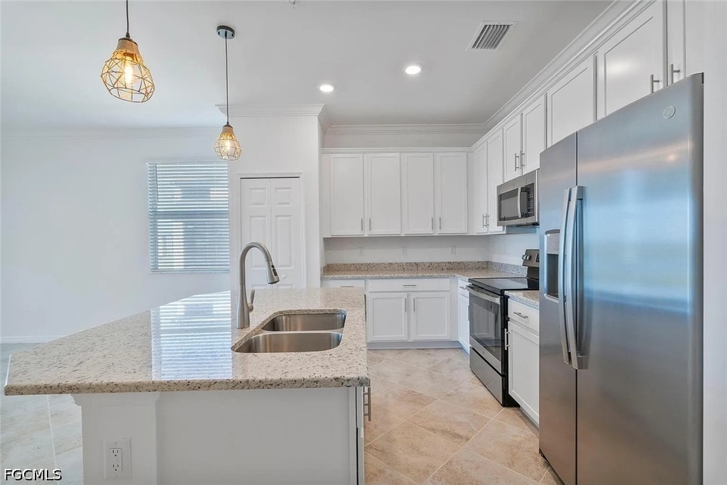 43040 Greenway Boulevard - Photo 17