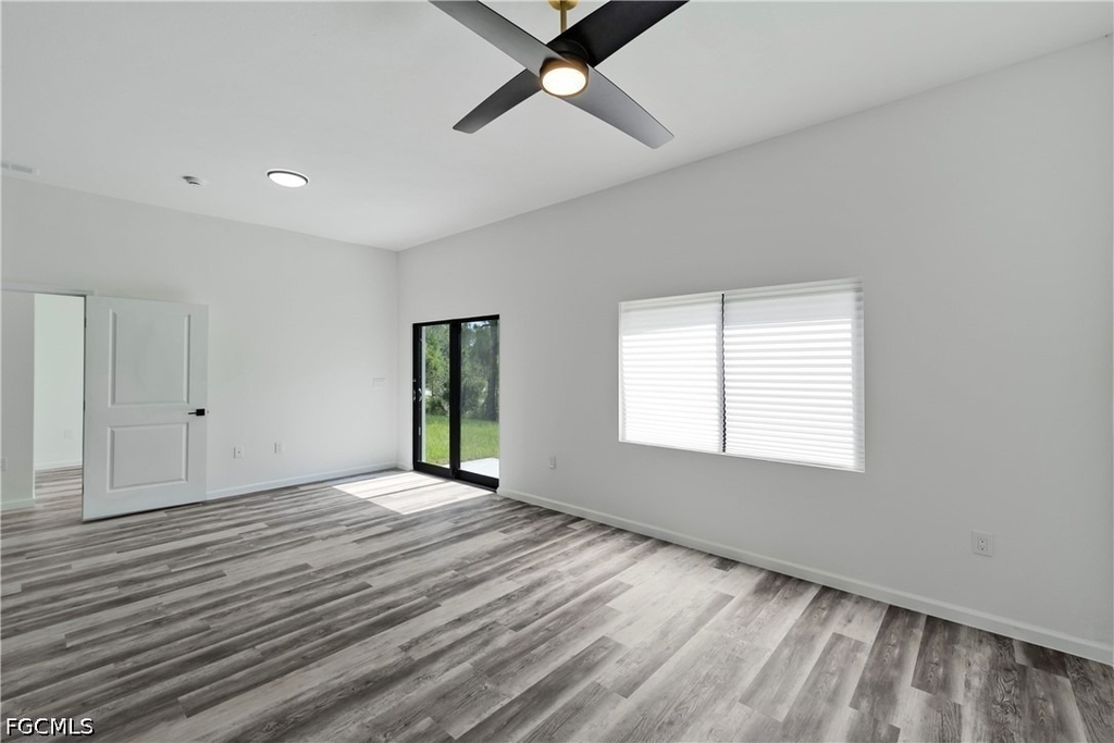 603 Hawthorne Avenue S - Photo 8