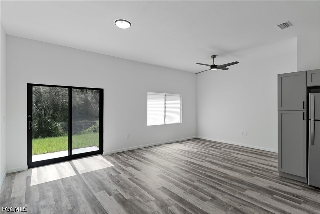 603 Hawthorne Avenue S - Photo 9