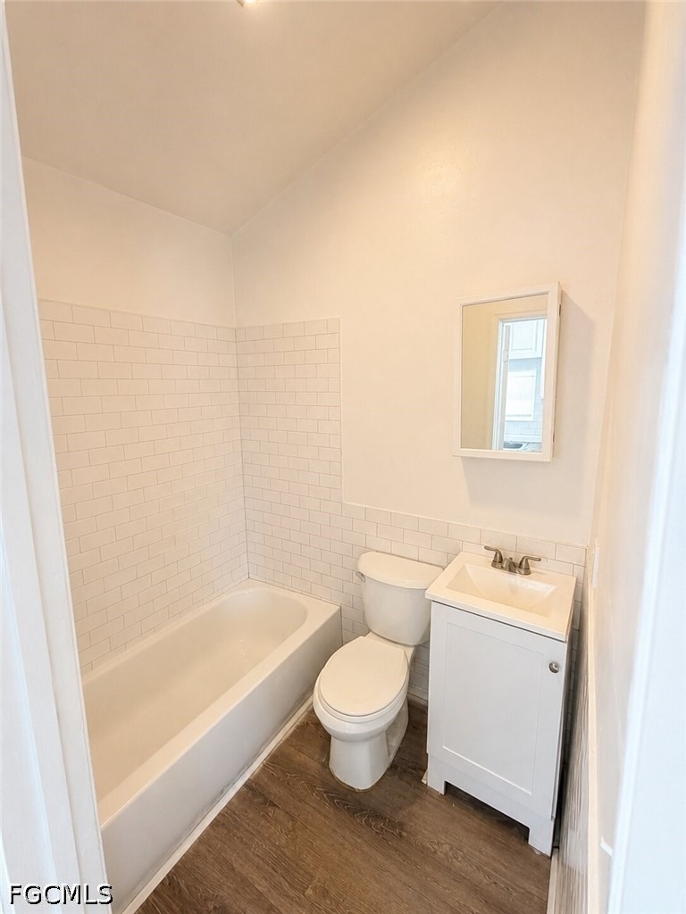 1189 N Tamiami Trail - Photo 1