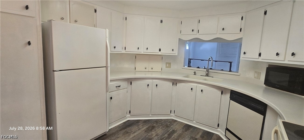 612 Pine Grove Court - Photo 10