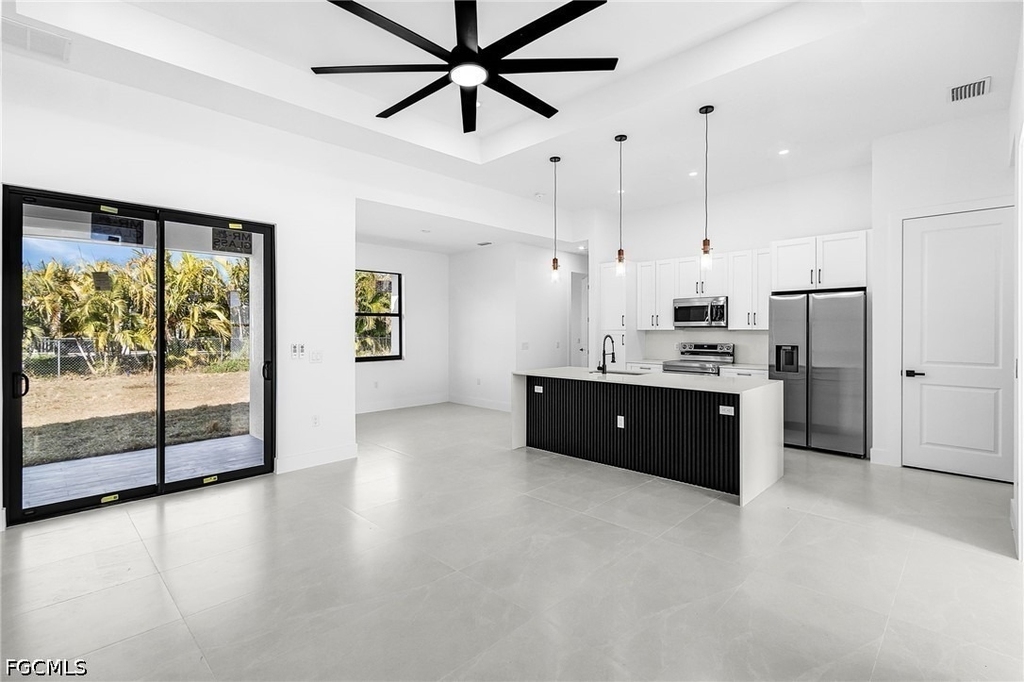 2213 Ne 13th Avenue - Photo 3