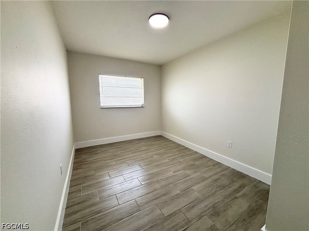 559 Wood Avenue - Photo 8