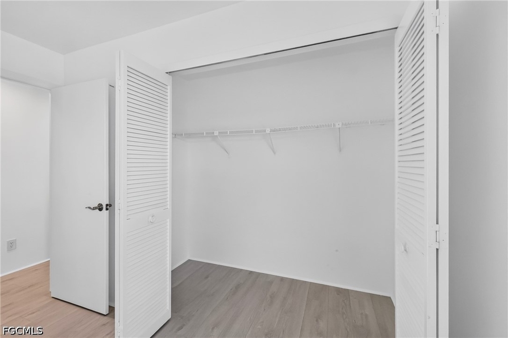 4708 Sw 8th Place - Photo 9