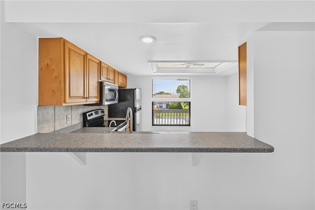 4708 Sw 8th Place - Photo 7