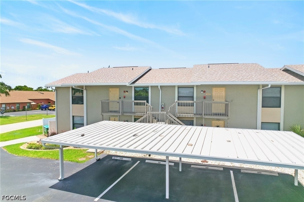 4708 Sw 8th Place - Photo 1
