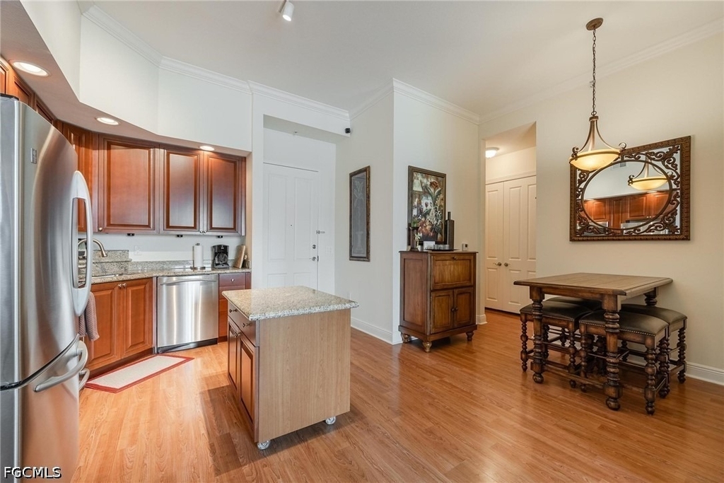 2825 Palm Beach Boulevard - Photo 8