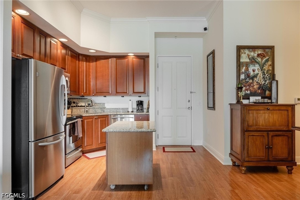 2825 Palm Beach Boulevard - Photo 9