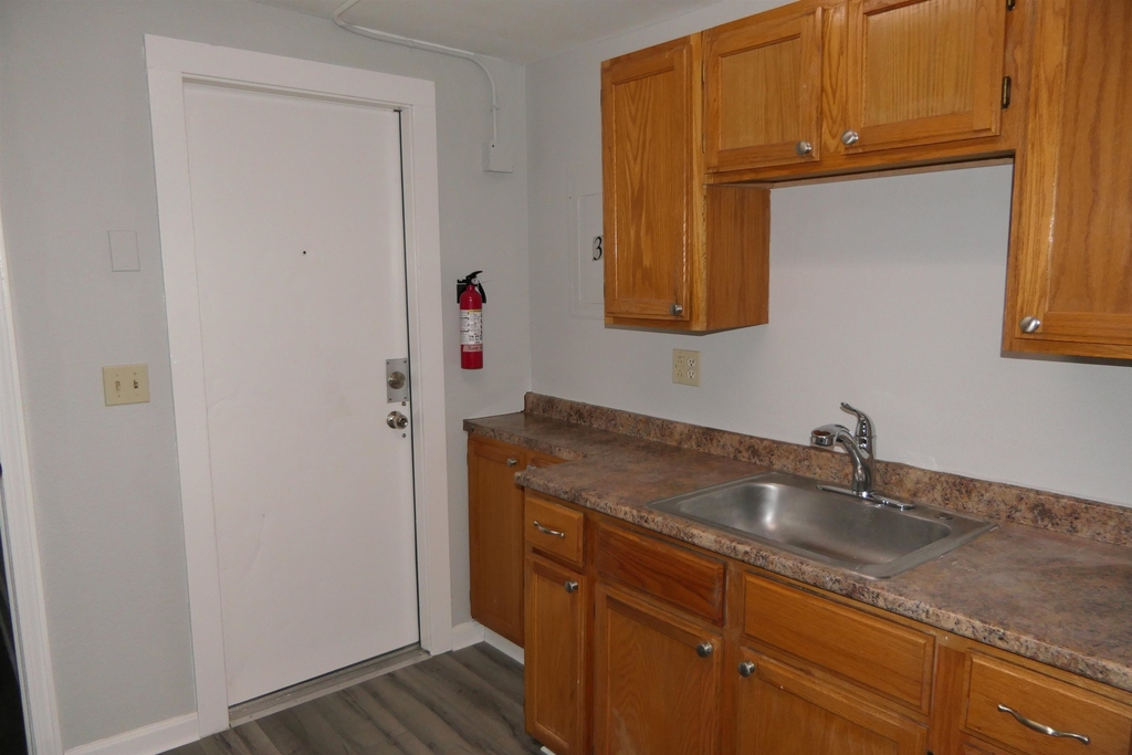 47 Federal - Photo 1