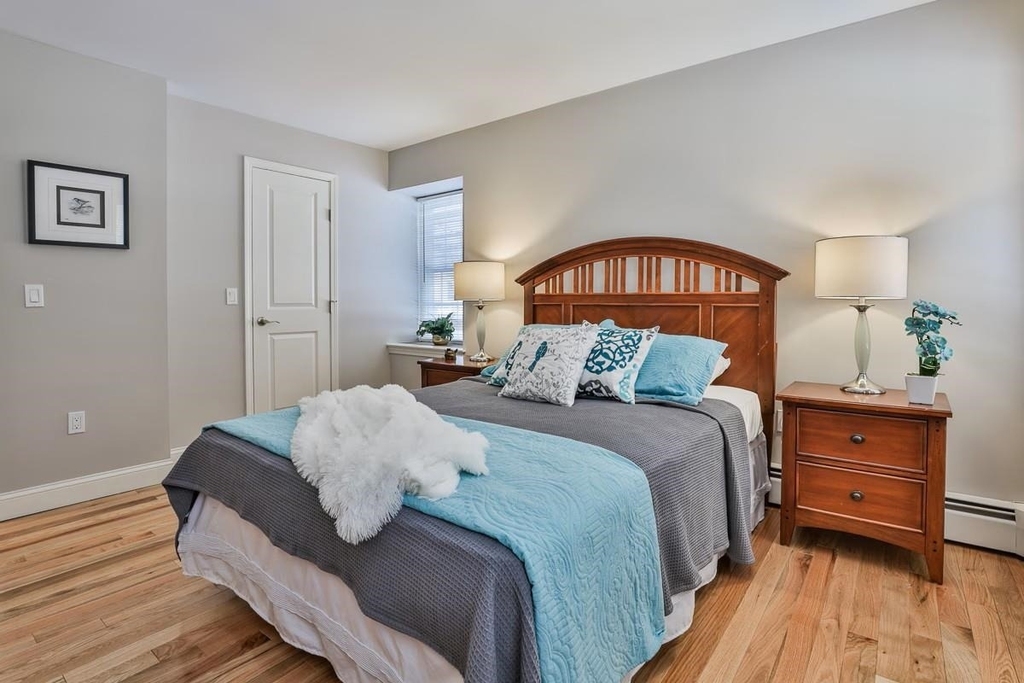 169 Portsmouth - Photo 4