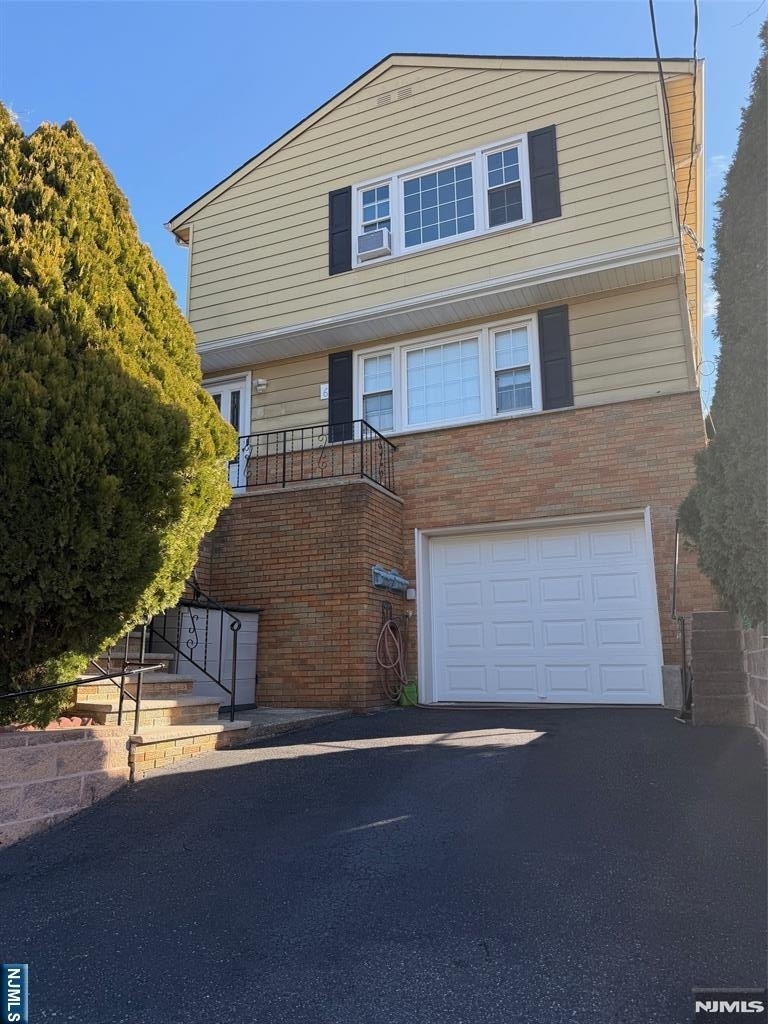 6 Maitland - Photo 0
