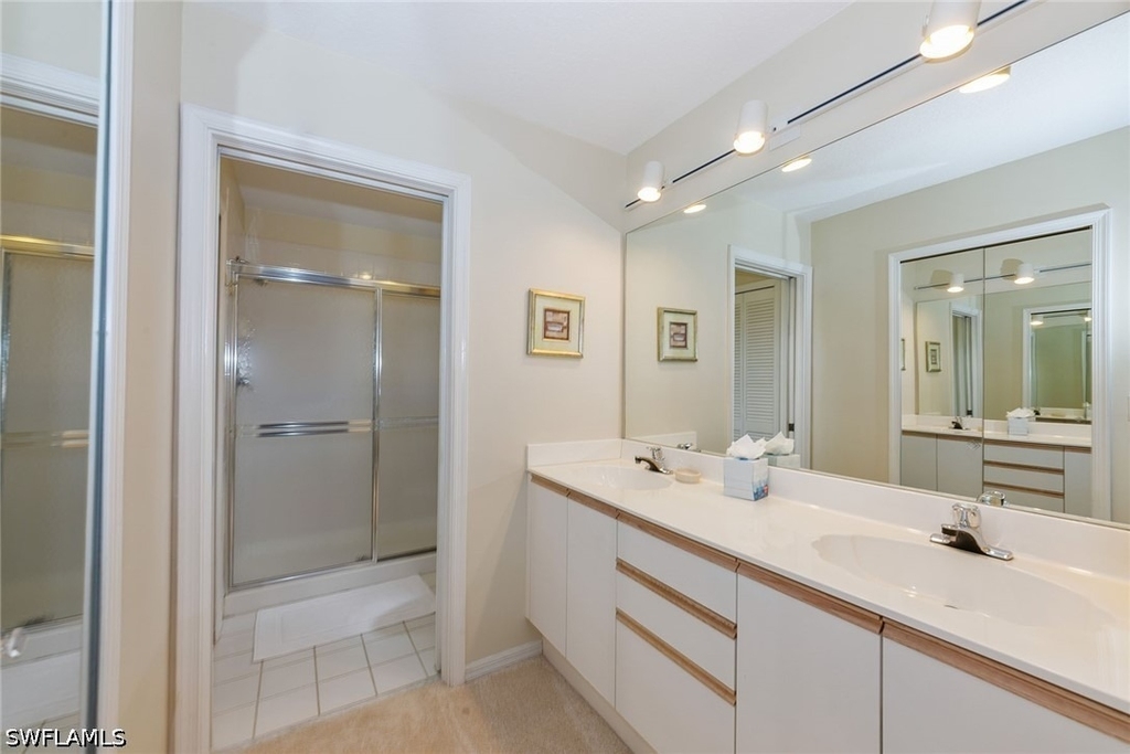 7050 Barrington Circle - Photo 11
