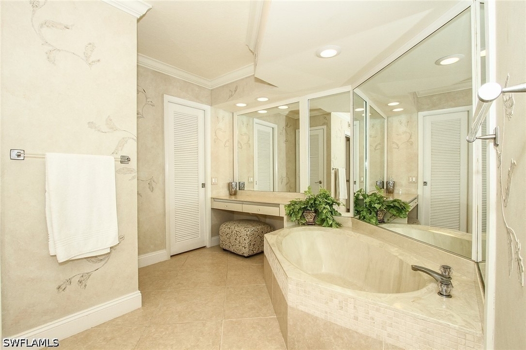 4401 Gulf Shore Boulevard N - Photo 7