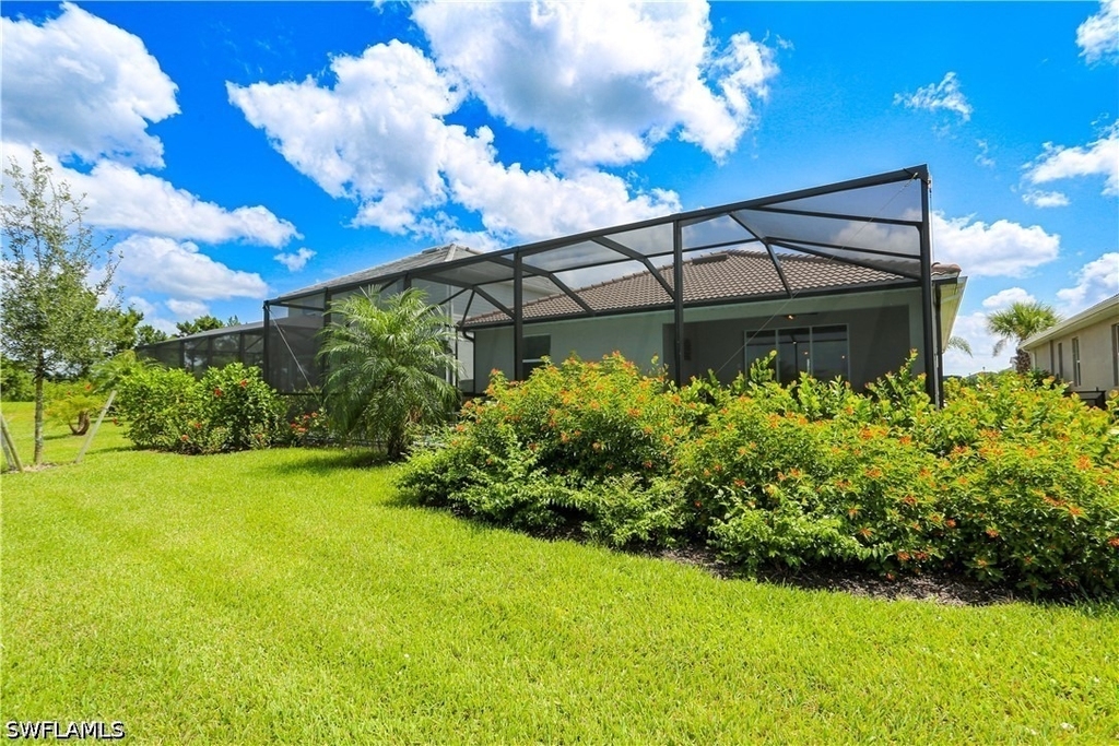 2155 Hamlin Street - Photo 23