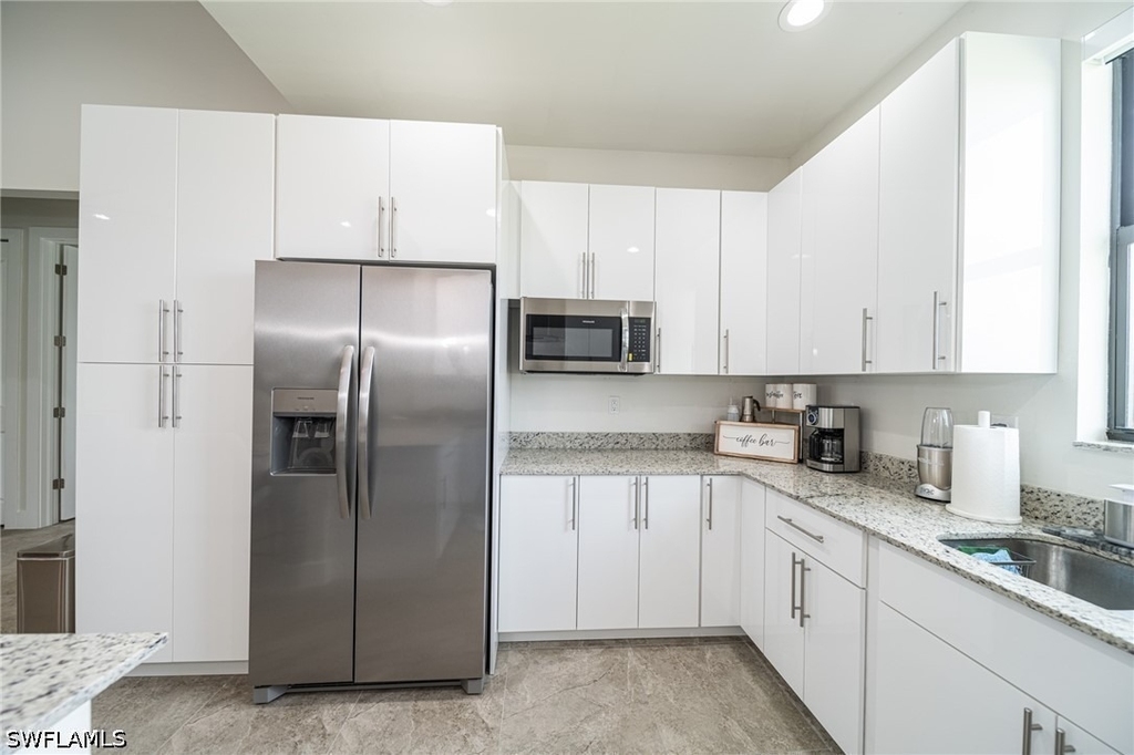 1608 Nw 38th Avenue - Photo 6