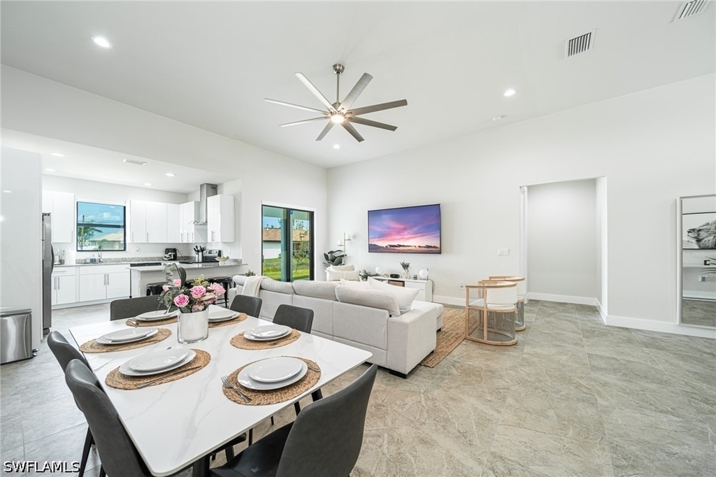 1608 Nw 38th Avenue - Photo 2
