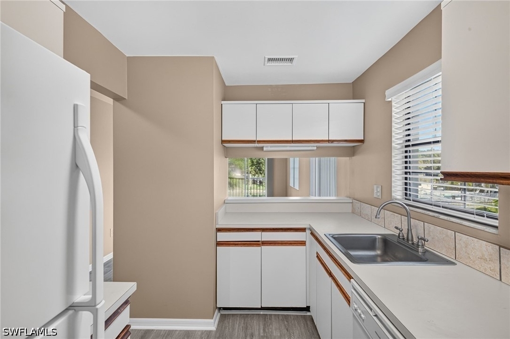5365 Treetops Drive - Photo 8