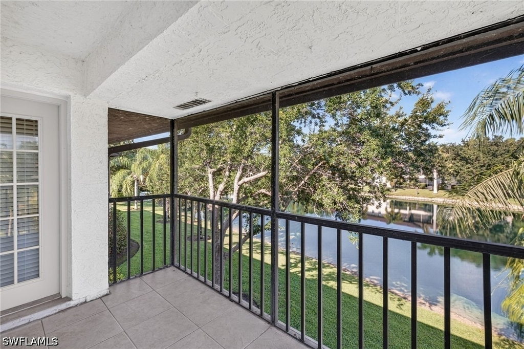 5365 Treetops Drive - Photo 18