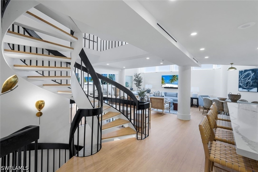 4041 Gulf Shore Boulevard N - Photo 4