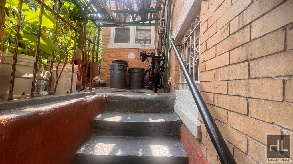 75-15 97 Avenue - Photo 14
