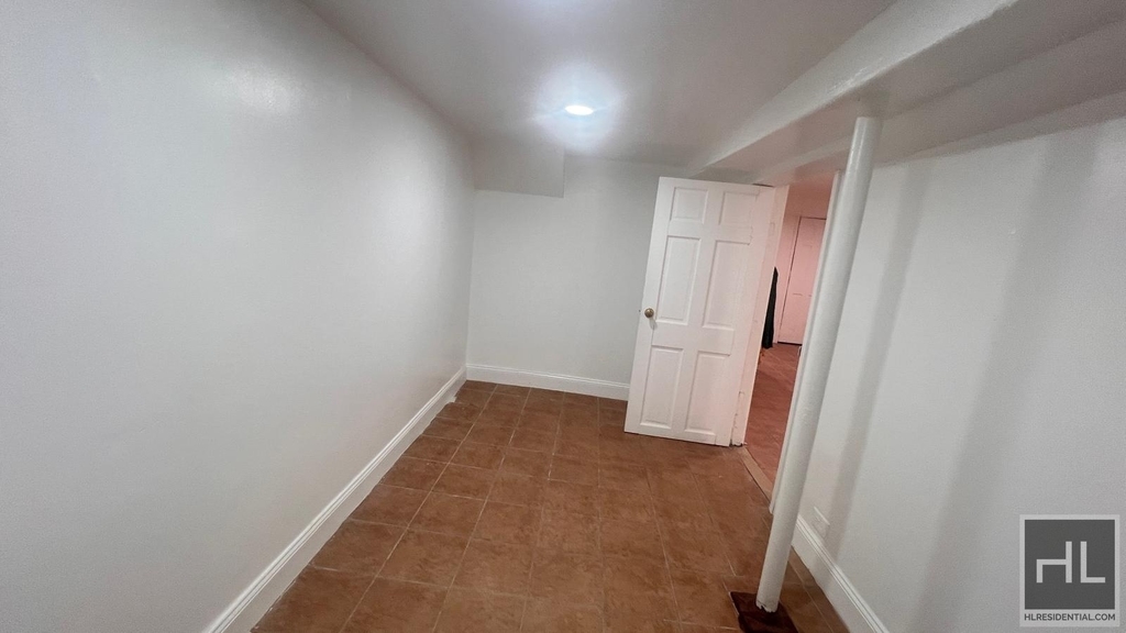 75-15 97 Avenue - Photo 10