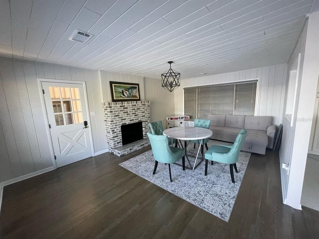 940 N Kepler Road - Photo 2