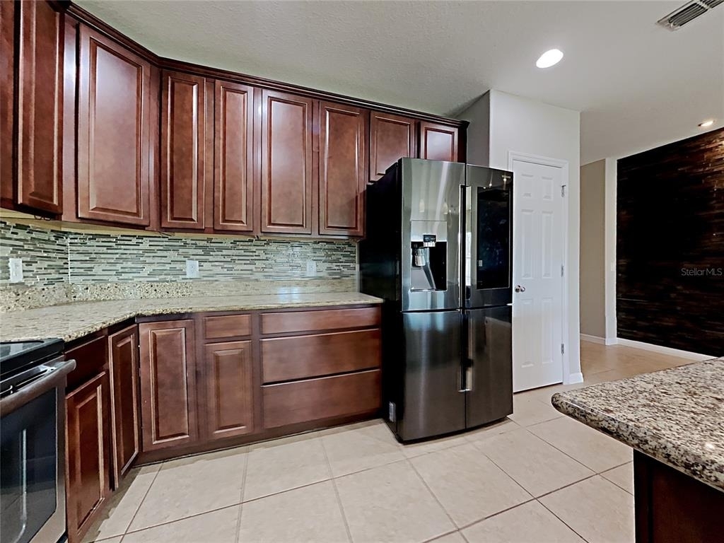434 Salamanca Road - Photo 3